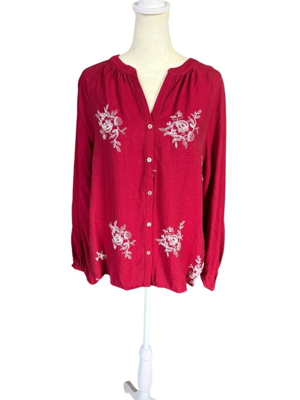 West.K red burgundy long sleeve floral stitched pullover button down shirt S